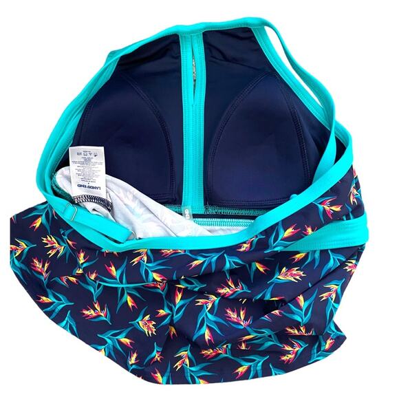 Lands’ End Blue Tropical Tankini Swim Top 4 - Picture 3 of 4